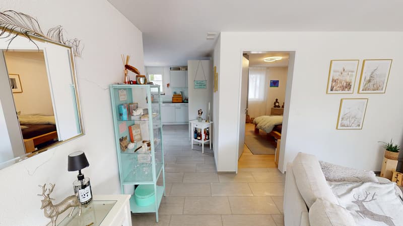 Helle 2.5-Zimmer-Wohnung mit Sitzplatz in Berg am Irchel kaufen (3)