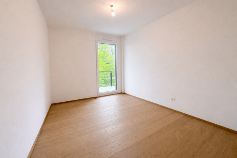 Appartement 5 pièces traversant de standing, avec deux vastes balcons (10)