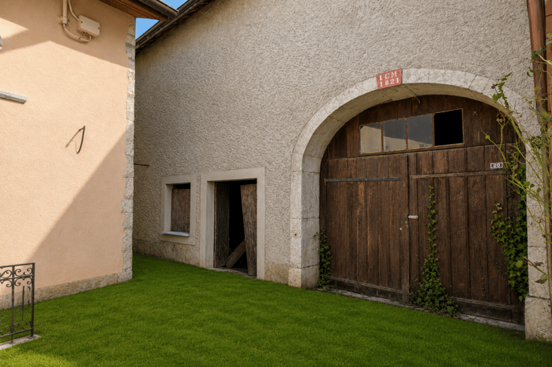 Immobilienensemble zur Renovierung (9)