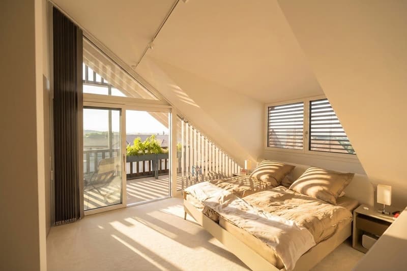 Exklusive 4.5-Zimmer-Dachwohnung: Luxuriöses Penthouse-Feeling über dem Nebelmeer (5)