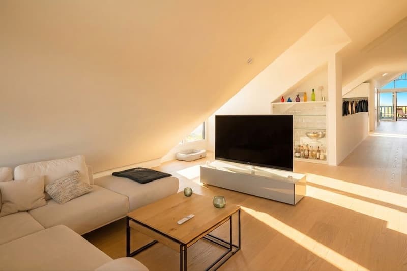 Exklusive 4.5-Zimmer-Dachwohnung: Luxuriöses Penthouse-Feeling über dem Nebelmeer (13)