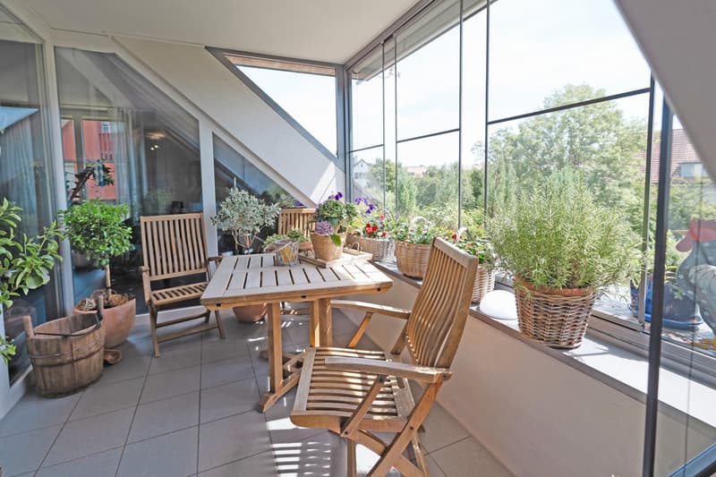 Maisonette mansardée de 4,5 à 5,5 pièces inondée de lumière à Hettlingen (2)