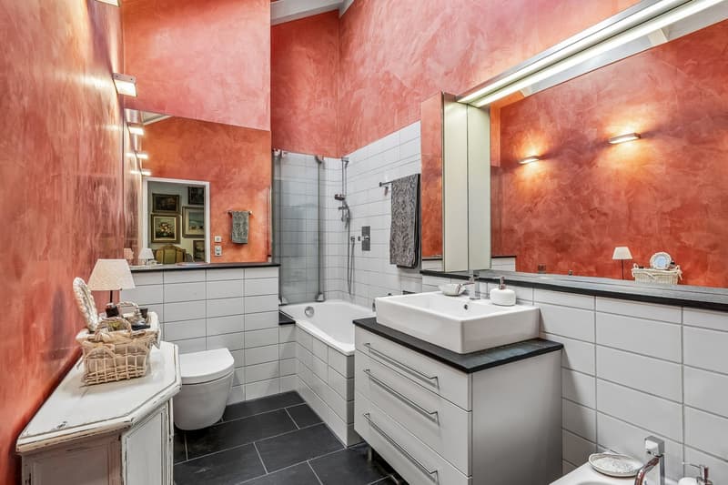 Charmantes 5.5-Zimmer-Doppeleinfamilienhaus in Watt (9)