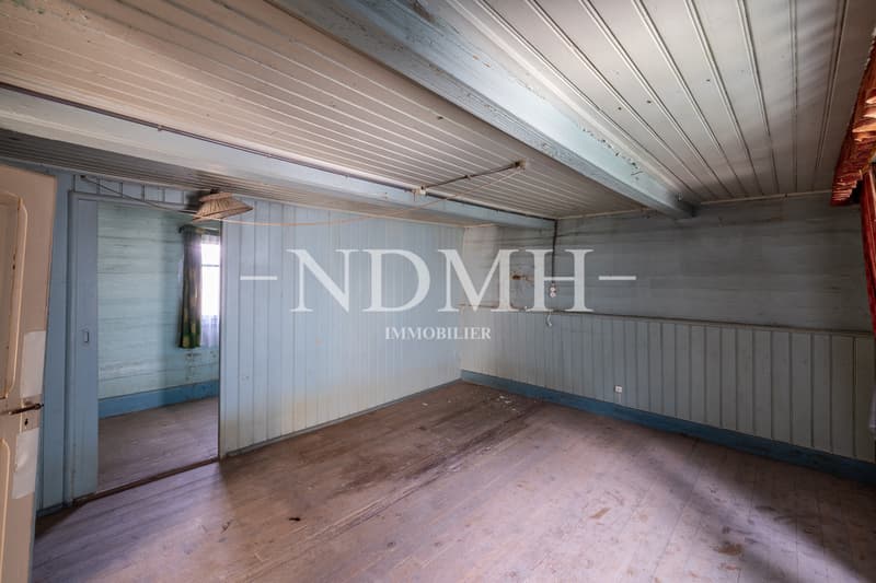 A rare opportunity in the heart of Chalais - plot of 606 m² (9)