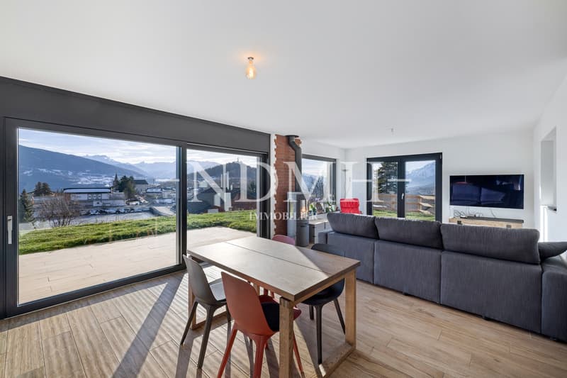 Prestige villa with absolutely unique panoramic views (3)