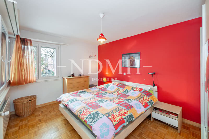 Spacious villa with two apartments (7)
