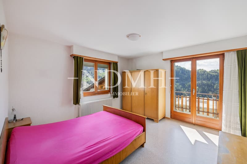 Splendid apartment with breathtaking view of the Rhône Valley (6)