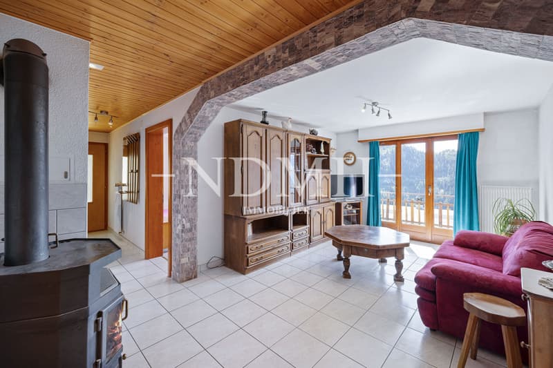 Splendid apartment with breathtaking view of the Rhône Valley (1)