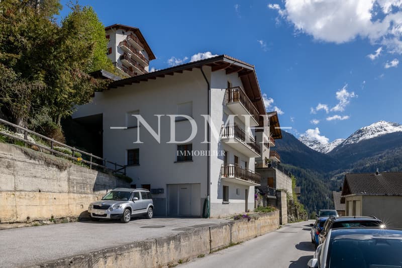 Splendid apartment with breathtaking view of the Rhône Valley (11)
