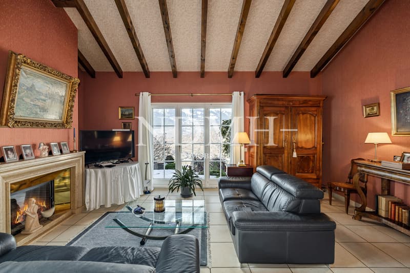 Beautiful family villa with panoramic view (2)