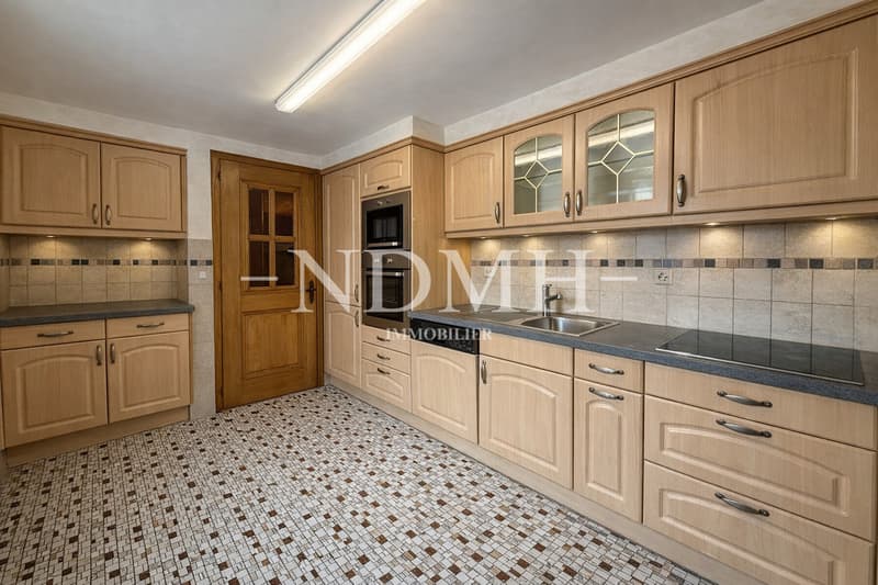 Spacious 4.5-room apartment in the heart of the village (3)