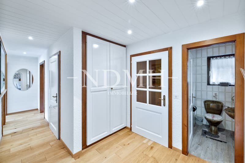 Spacious villa with generous volumes, garage and workshop of 137 m² (6)