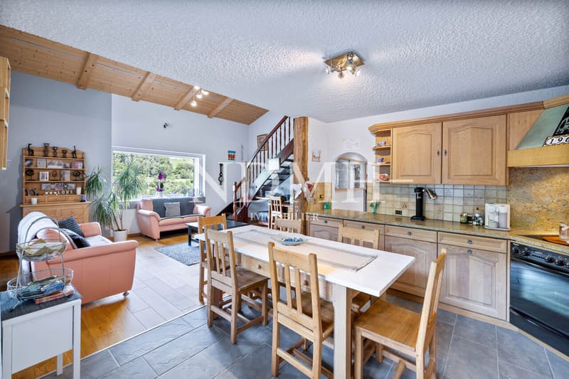 Spacious villa with generous volumes, garage and workshop of 137 m² (3)