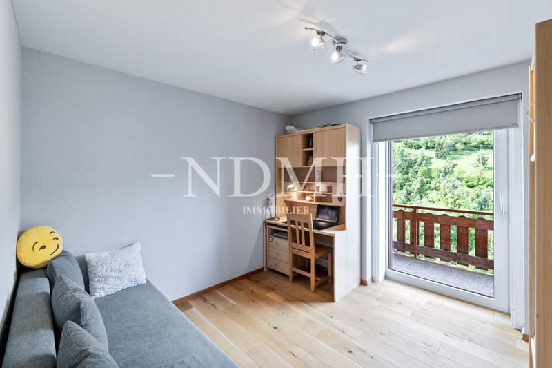 Spacious villa with generous volumes, garage and workshop of 137 m² (7)