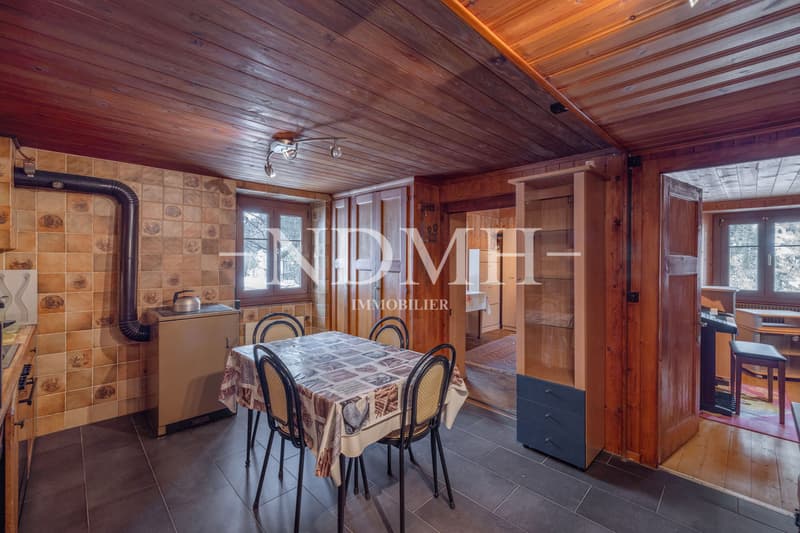 Character chalet with panoramic views (5)
