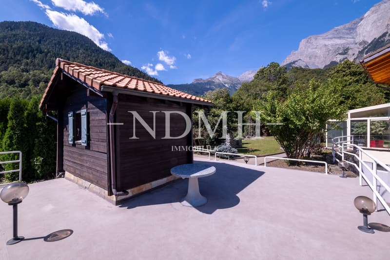 Grande villa avec deux appartements indépendants (10)