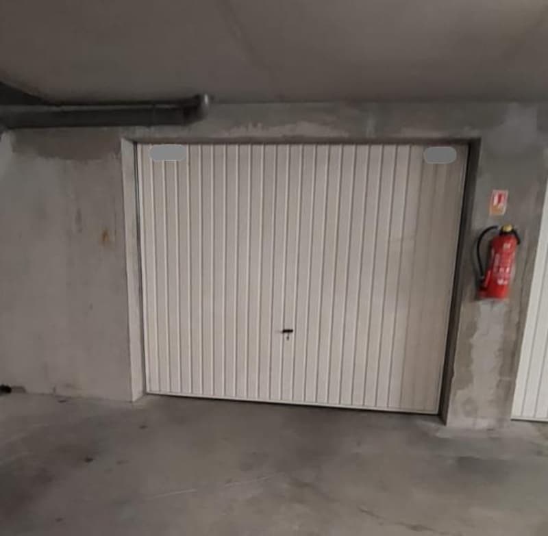 Garage double à louer ? Proche centre-ville de Ferney-Voltaire (1)