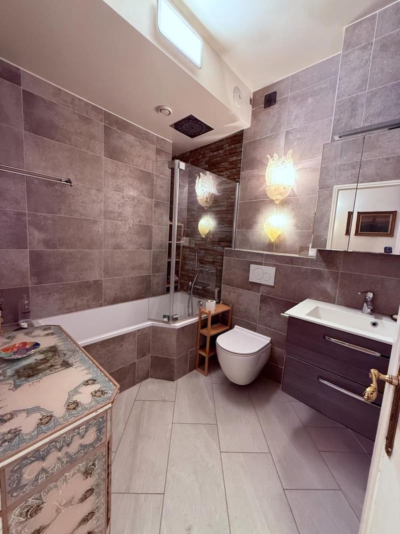 Appartement de Charme au Coeur de la Vieille Ville de Genève - Vente en SI (7)