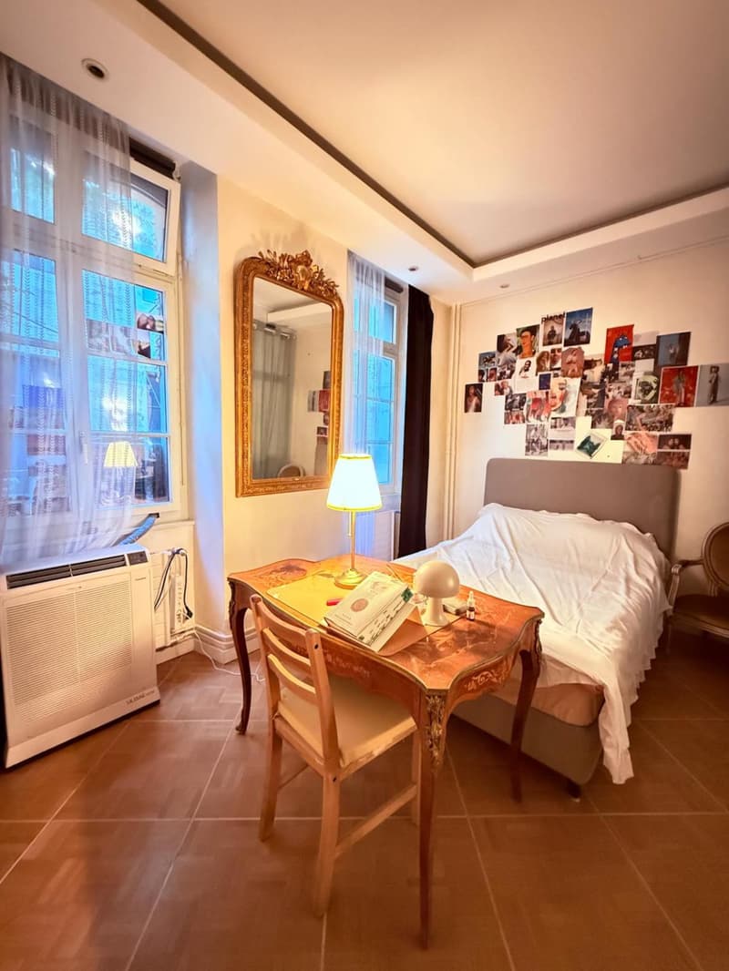 Appartement de Charme au Coeur de la Vieille Ville de Genève - Vente en SI (6)