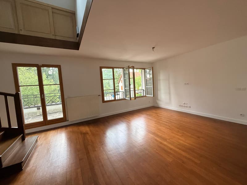 Triplex en Attique de Prestige aux Portes de Genève ? Centre de Ferney-Voltaire (9)