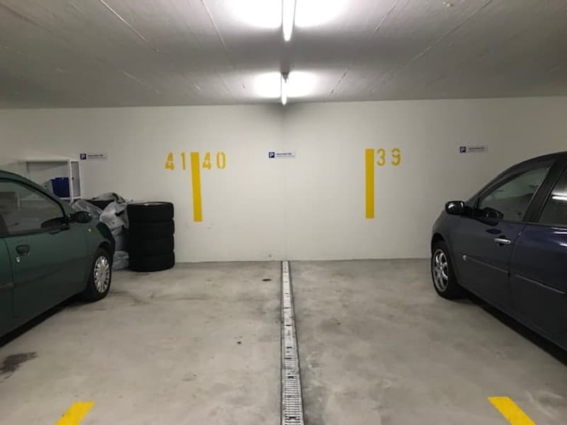 Parcheggi in garage a Kleinandelfingen in affitto (2)
