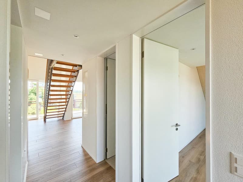 Première location d'appartement 3,5 pièces de haute qualité avec galerie d'habitation à proximité de la gare (11)