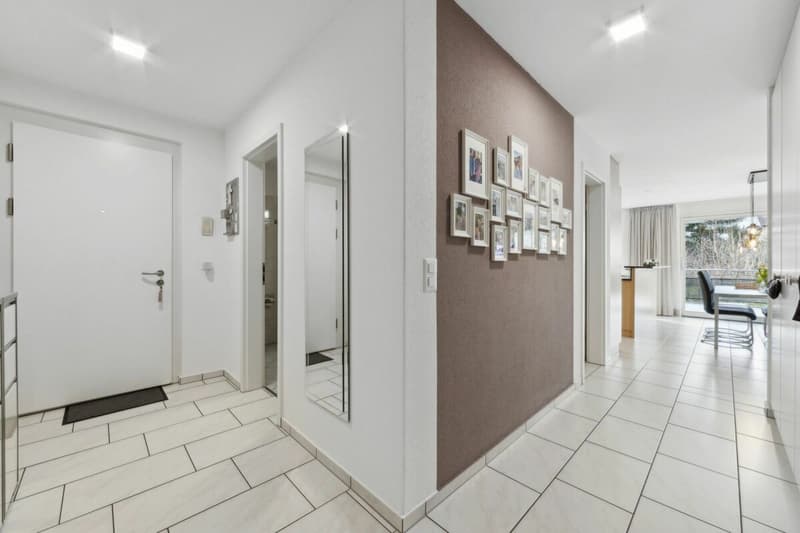 Well-maintained 4.5 room apartment (5)