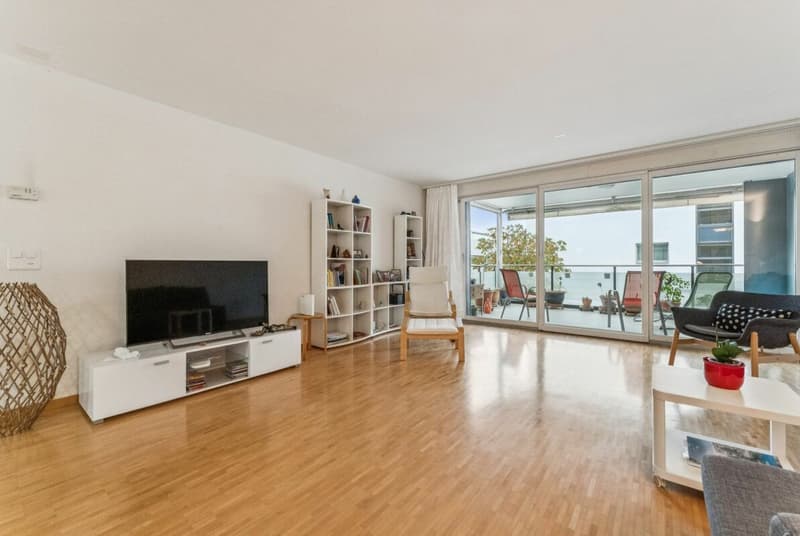 sehr gepflegte 4.5 Zimmer-Wohnung (2)