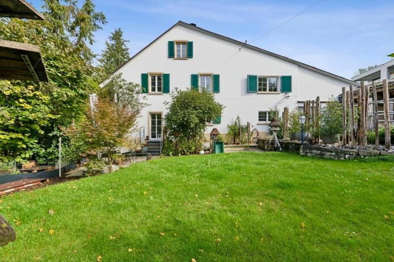 Casa colonica ristrutturata con potenziale di sviluppo (9)