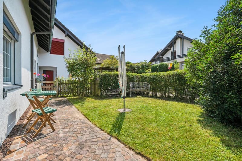Move in with your family immediately in Buonas! (9)