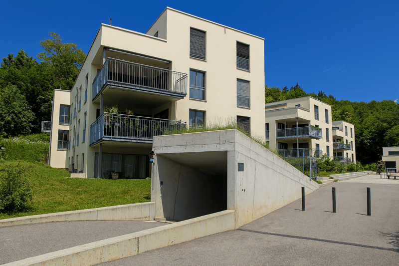 Last spot available now! PARKING SPACES IN THE HASENWEID DEVELOPMENT IN OLTEN FOR RENT (1)