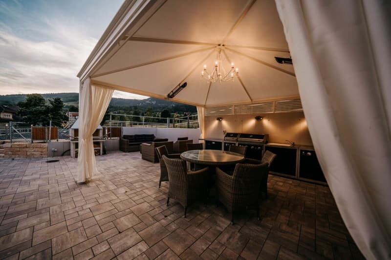 LIFESTYLE FOR YOU AND YOUR HORSES AT THE FOOT OF THE JURA (17)