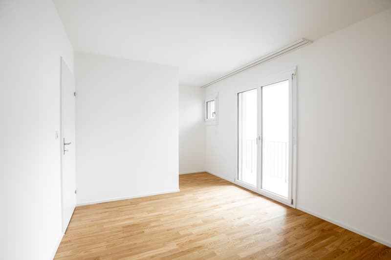 Appartamento di 2 camere luminoso al 2° piano con ascensore nel quartiere attraente di Iselin (5)