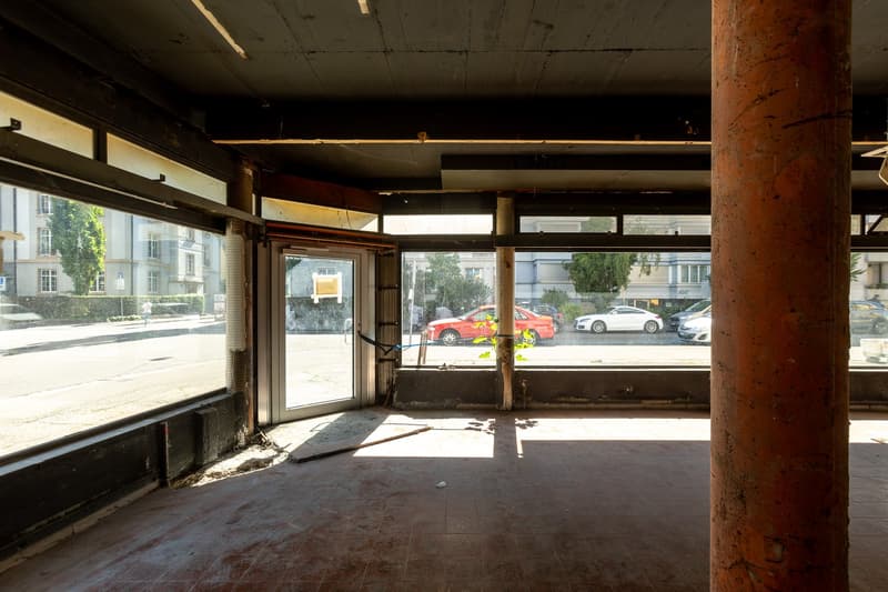 Lichtdurchflutete Gewerbeinheit an bester Lage im St. Johann (5)