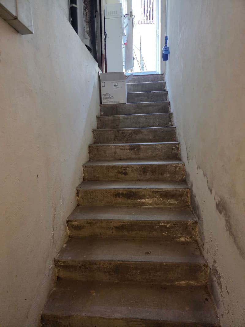 Klimatisierter Weinkeller in historischem Gebäude (6)