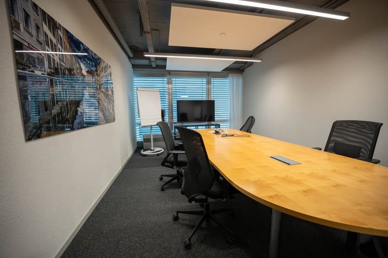 Posto di coworking in posizione ottimale: a soli 2 minuti dalla stazione ferroviaria - diversi modelli di abbonamento (9)