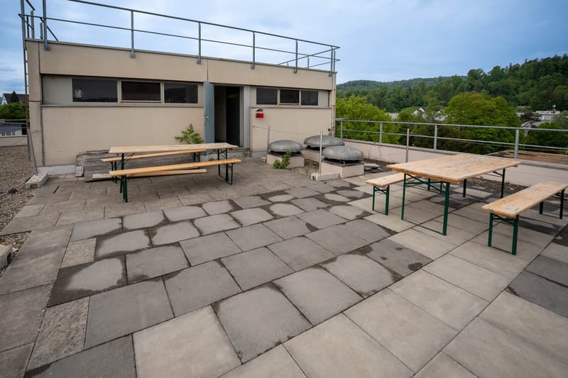 Grosszügiges Büro im EG in kreativer Fabrikhalle (16)