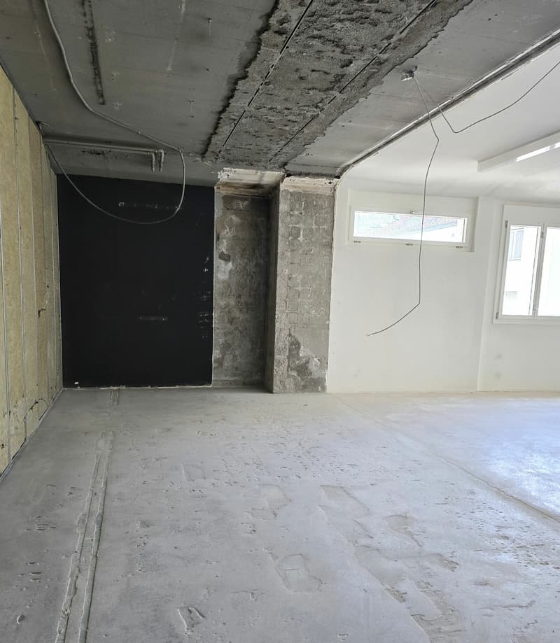 Spazio commerciale polivalente nel centro di Schwyz (6)