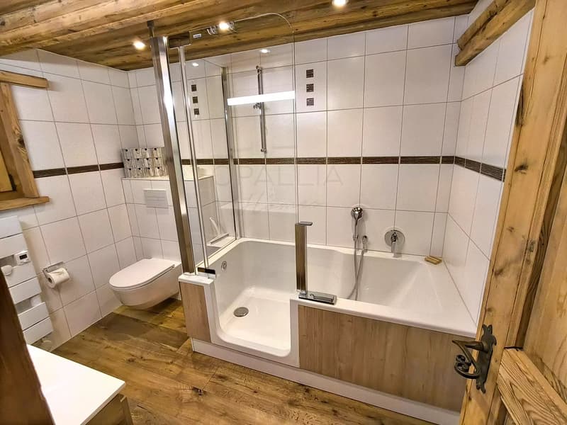 Renovated mazot with terrace, Randogne / Bluche (7)