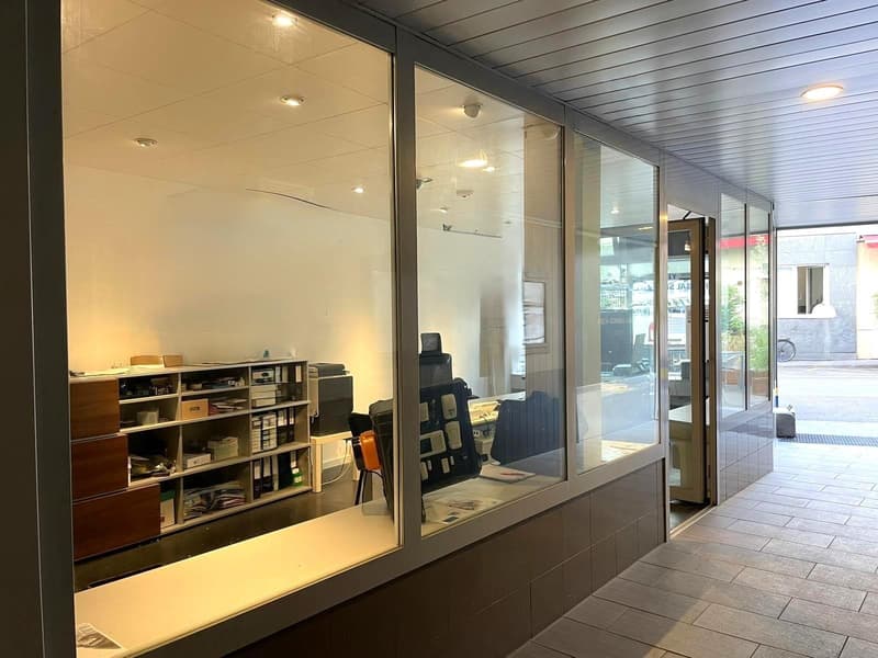Laden-/Bürolokal zentral gelegen in der Steinenvorstadt (2)