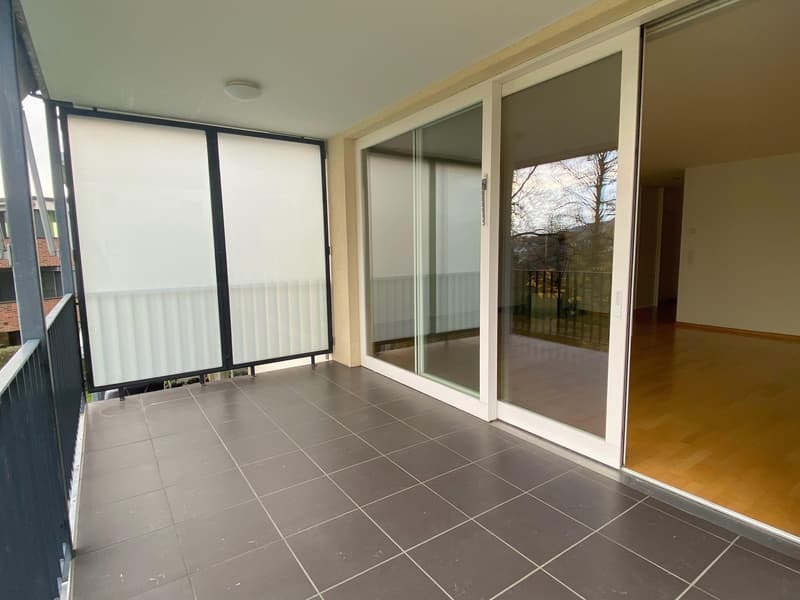 Apartment in a quiet sunny location (2)