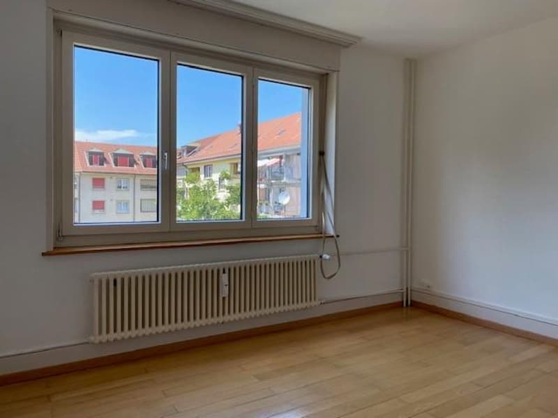 Bright apartment near Rhine Promenade (1)