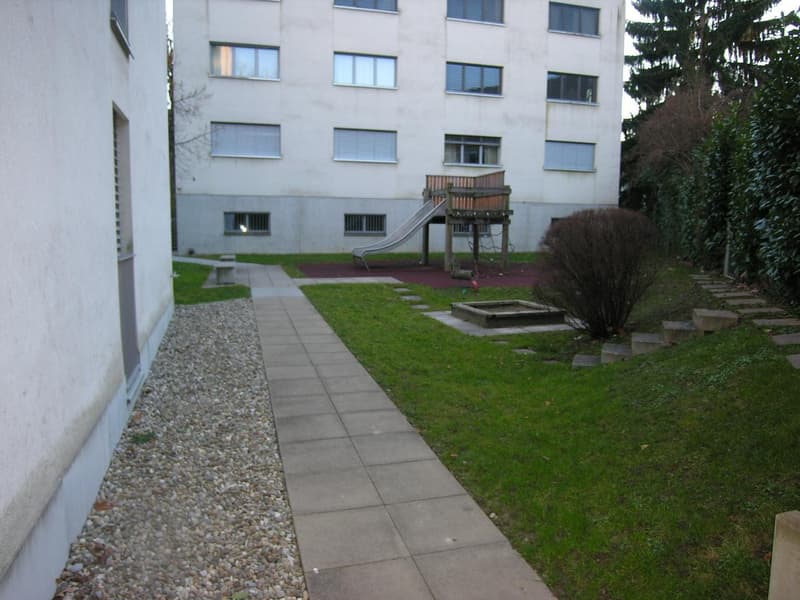Surinam Stiftung: Familienwohnung Nähe Eglisee (8)
