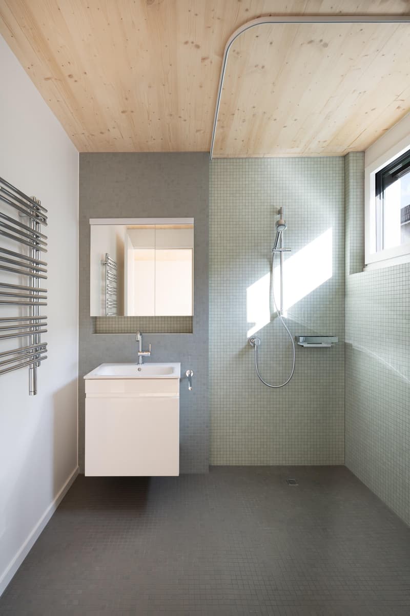Moderne Wohnung mit grossem Balkon (8)