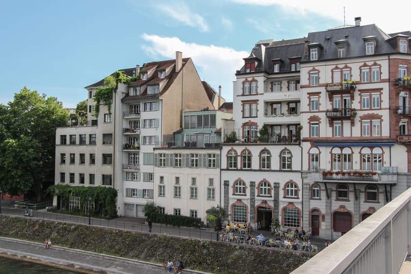 Exklusive Wohnung mit grosser Dachterrasse direkt am Rhein (11)
