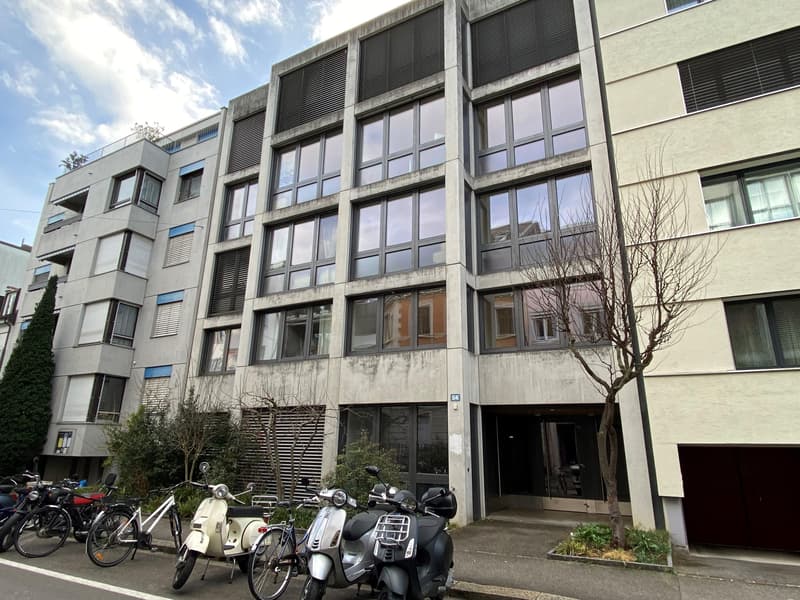 Grosse Familienwohnung mit Garten (12)