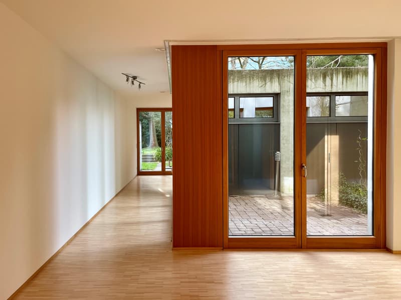Grosse Familienwohnung mit Garten (5)