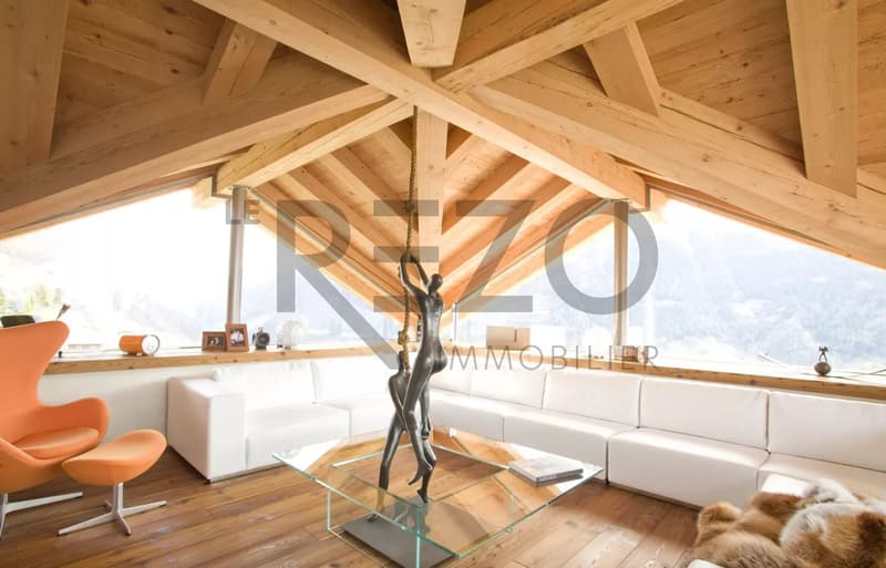 Magnificent architect's chalet in St-Martin (2)
