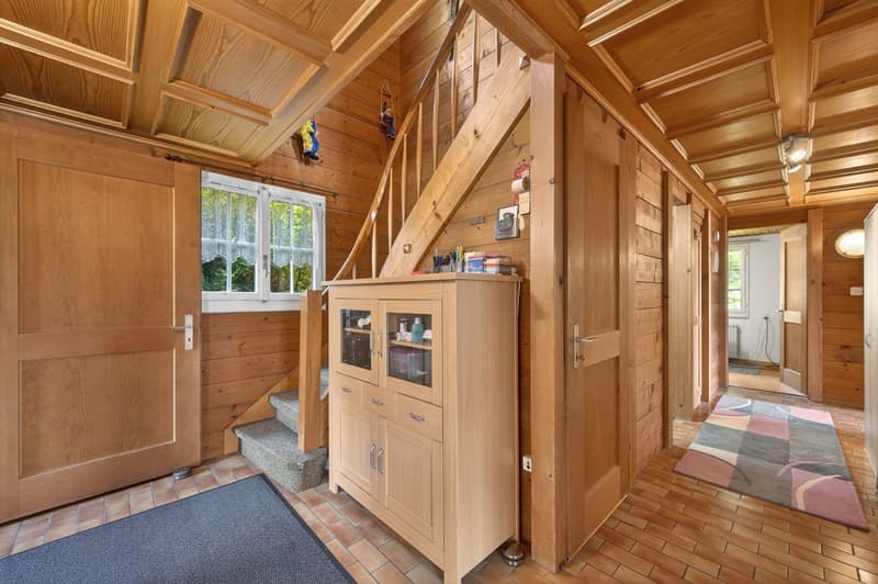Charming 6.5-room chalet in a quiet location in Schänis (3)