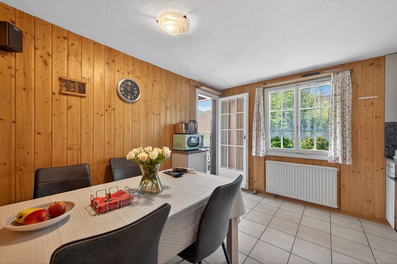 Charming 6.5-room chalet in a quiet location in Schänis (13)